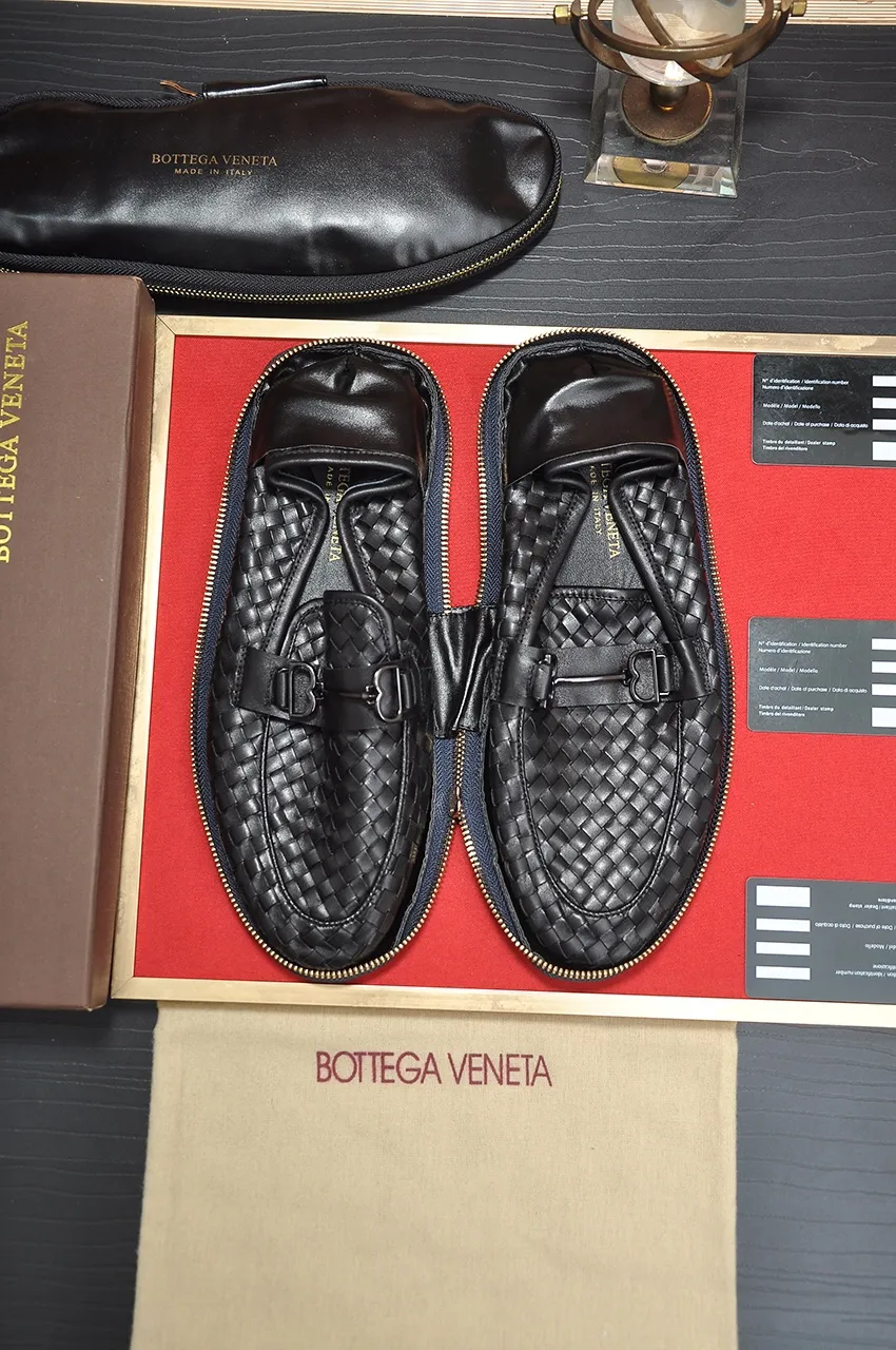 Men's shoes 💰460💶 [Botteg Venetta (BV)] (wallet shoes) exclusive new model official website new model The upper is made of high-quality top calfskin. Delicate feel and flowing luxurious texture. Tailored for refined men to create a noble aura. Delicate and regular Mark hand stitching. Smooth lines. Full sheepskin lining, comfortable to wash sweat. 38-44